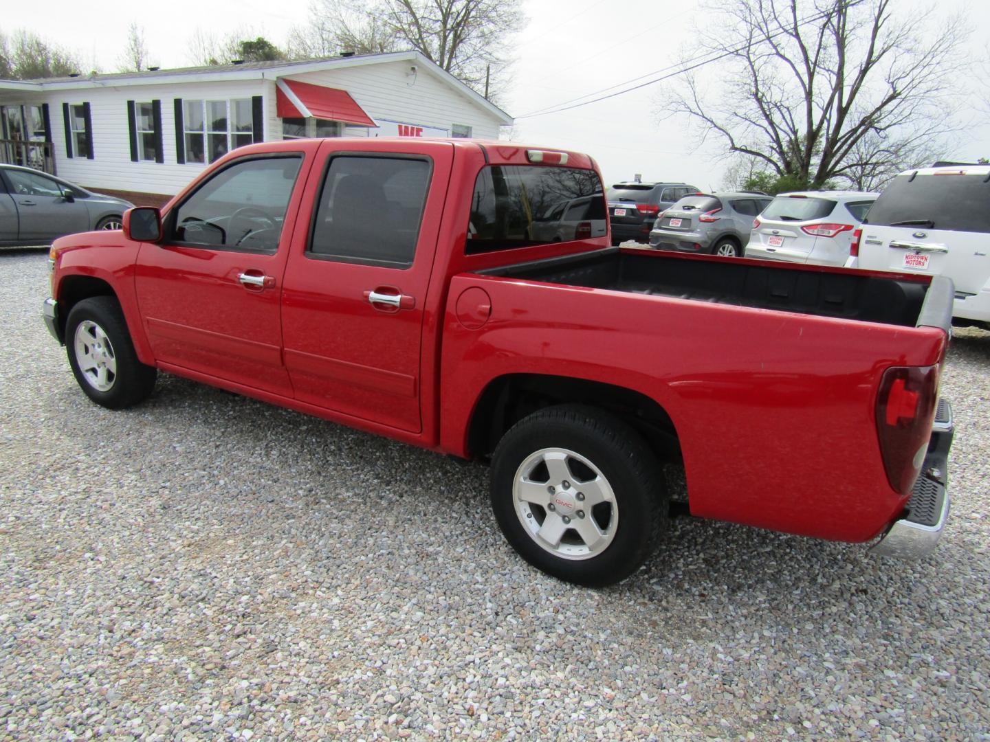 2012 Red /Gray GMC Canyon SLE Crew Cab 2WD (1GTD5MF9XC8) with an 2.9L L4 DOHC 16V engine, Automatic transmission, located at 15016 S Hwy 231, Midland City, AL, 36350, (334) 983-3001, 31.306210, -85.495277 - Photo#5